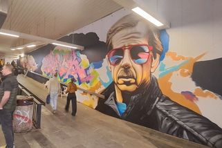 Podchod v metru Budějovická nově zdobí malba bývalého českého prezidenta - Novinky