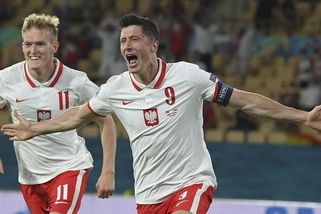 Lewandowski spasil Poláky! Gólový ohňostroj Němců, Maďaři obrali šampiony - Sport.cz