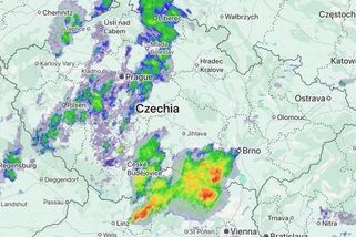 Na jihu Česka už zuří bouřky, čeká se ještě druhá vlna - Novinky