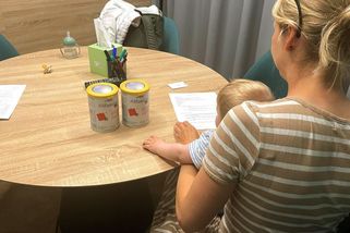 Půjdeme klidně až k evropským soudům, reagují rodiny na toxin v dětském mléce - Seznam Zprávy