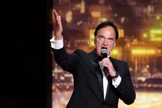 Raději knihu. Tarantino setřel dnešní „nejhorší éru kinematografie“ a pochválil jediný film Netflixu