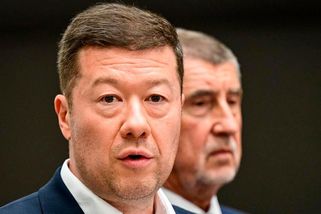 Okamura řekl, co se stane, když si Pavel vymůže cestu do Turecka. Má jednu podmínku