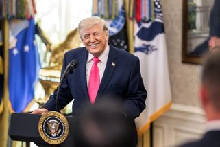 Trump věří, že z rozhovorů s Íránem vyjde se skvělou dohodou o konci války - Seznam Zprávy