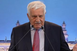 Ovace ve stoje pro Václava Klause na konferenci AfD. S Okamurou straně popřáli vítězství ve volbách - Echo24.cz