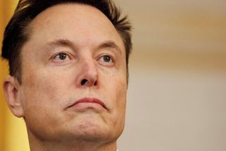 Akcie Muskovy SpaceX po euforii oslabily. Investoři začínají zpochybňovat astronomické ocenění - Novinky
