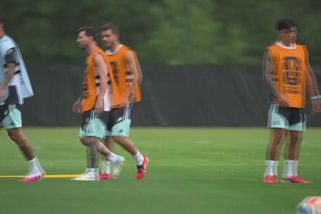 MS fotbal | Bez Messiho v základu. Jistý vítěz skupiny Argentina vyzve vyřazené Jordánsko - Sport.cz