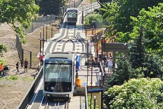 Nová lanovka na Petřín nebude od září bezbariérová - Novinky
