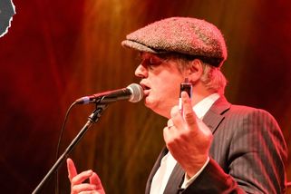 Pete Doherty byl dokonalý. Babyshambles odehráli nejhorší koncert Rock for People | Headliner