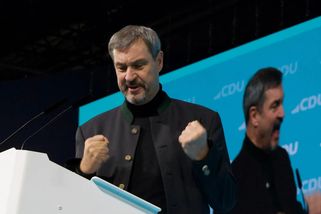 „Očekáváme změnu kurzu.“ Söder píše von der Leyenové: emisní pravidla ohrožují průmyslovou budoucnost EU - Echo24.cz
