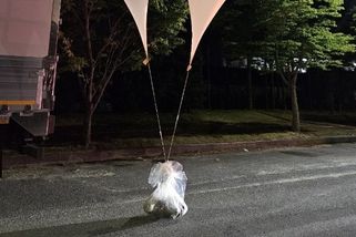 Fotky: Kimova říše zasypala Jižní Koreu balony s odpadky a výkaly - Seznam Zprávy