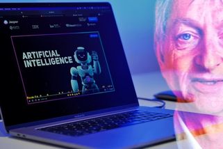 Takhle vás roboti připraví o práci. A vy jim za to ještě zaplatíte