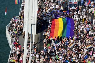 Orbán je pryč, zákony zůstávají. Budapest Pride vyzval Magyara ke změnám - Seznam Zprávy