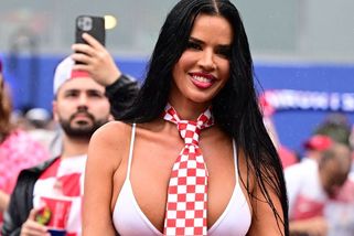 Chorvatská sexy fanynka opět přitápěla pod kotlem: Fandění v podprdě ale mělo jednu zásadní vadu. Poblouzní i Ronalda? - Super.cz