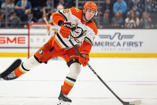 NHL | Anaheim podepsal s ruským obráncem pětiletou smlouvu na 750 milionů - Sport.cz