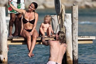 Nejvíc sexy sporťačka v květnu porodila druhé dítě. Její postavě v bikinách neuvěříte!