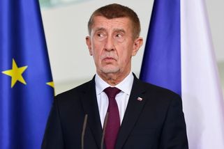 Totální obrat: Babišova vláda bude posílat peníze na zbraně pro Ukrajinu