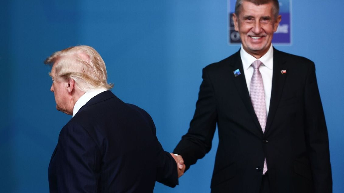Jako mezinárodní expres v malé obci. Babiš si po f...