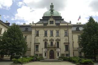 V jednacím sále vlády našli nahrávací zařízení. Policii to nikdo nenahlásil - Novinky