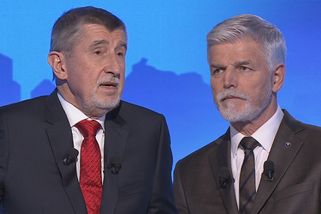 Babiš v zahradě, Pavel na recepci. Na společnou ve...