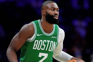 Senzační výměna. Nejlepší hráč finále NBA mění dres - Sport.cz