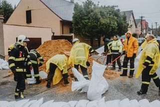 Investice do obrany nejsou podporou války - Médium.cz