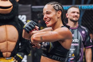 MMA | Díra přes půl čela. Kráska znovu uchvátila fanoušky a míří za titulem - Sport.cz