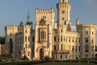 Zákon pro jediný rod: jak stát vzal Schwarzenbergům majetek bez náhrady - Médium.cz
