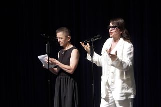 OBRAZEM: Juliette Binocheová ve Varech doprovodila film Tři barvy: Modrá slzami - Novinky