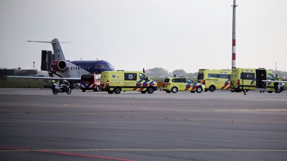 Letuška KLM je v nemocnici s nákazou hantavirem. V letadle byla v kontaktu s pacientkou nula - Novinky