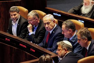 Izrael je připraven znovu zaútočit na Írán, uvedl ministr obrany Kac - Seznam Zprávy
