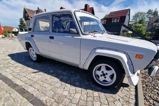 Někdo prodává Žigulík za 1,5 milionu korun. Výjimečný je nejen cenou - Garáž.cz