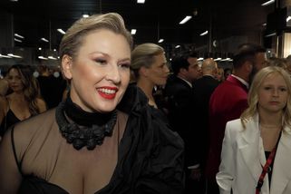 Tereza Černochová ve Varech vyvedla dceru: Promluvila i o tom, jak si ji hýčká partner Roman Holý