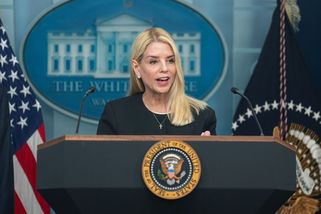 Trumpem vyhozená ministryně Bondiová má rakovinu - Novinky