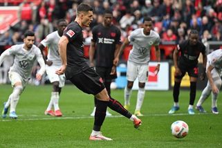 Schick proměnil penaltu a jako první český fotbalista dosáhl na velký milník - Sport.cz