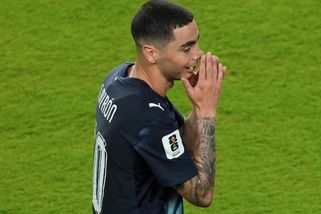 MS fotbal | Komentátor neudržel nervy po vyloučení Almiróna a přišel o akreditaci - Sport.cz