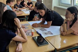 Děti tvořily komiks o vypálení Ležáků