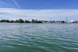 Senec na vlastní kůži: Slnečné jazerá stále lákají