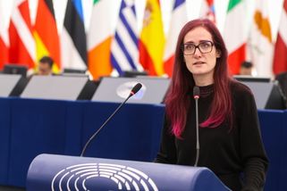 Zlobím se hodně. Gregorová o „šmírovacím zákonu“ i o tom, jak Nerudová blokuje své odpůrce