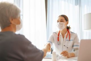 Objednají se a nepřijdou. Proti neukázněným pacientům brojí lékaři poplatky - Novinky