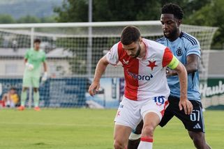 Slavia se v přípravě dál trápí. Zranění, neproměněná penalta i hádka Tourého s Houšteckým