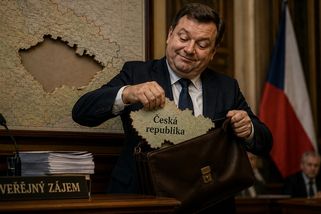 Demokratické státy se stávají rukojmími jednotlivců - Médium.cz