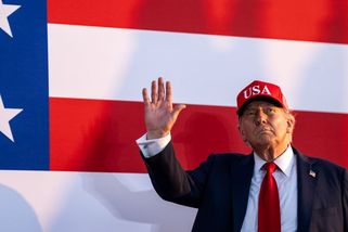 Zastrašování soudem jako nová taktika. Trumpův boj proti médiím se stupňuje - Seznam Zprávy