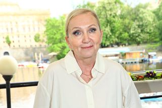 Drsný výstup Báry Basikové ve Varech: Zpěvačka se na podiu vytočila do běla, došlo i na vulgarismy