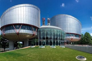 Policie i GIBS selhaly. Evropský soud naznačil možnou kulturu rasismu v Česku, říká právní zástupce