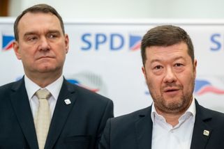 SPD není ve zprávě o extremismu, dva autoři zprávy z vnitra odcházejí | ČeskéNoviny.cz
