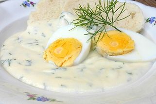 Nejrychlejší koprovka: Lahodná omáčka je na stole dřív, než se uvaří brambory