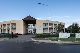 Sociálním službám v Kroměříži mají pomoci náborové příspěvky ve výši 90 a 150 tisíc korun - Novinky