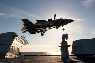 securitymagazin.cz/defence/f35-f16-f15-usaf-1404074441.html