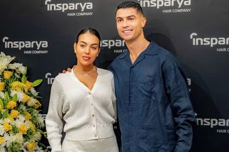 Ronaldo jen v boxerkách a sexy Georgina v bikinách. Pár zbořil internet nevšedním videem z nového luxusního sídla - Super.cz