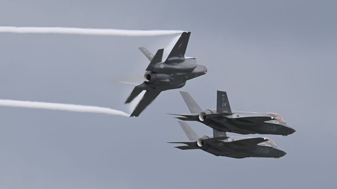 Babiš by vyměnil F-35 za izraelský Iron Dome - Novinky
